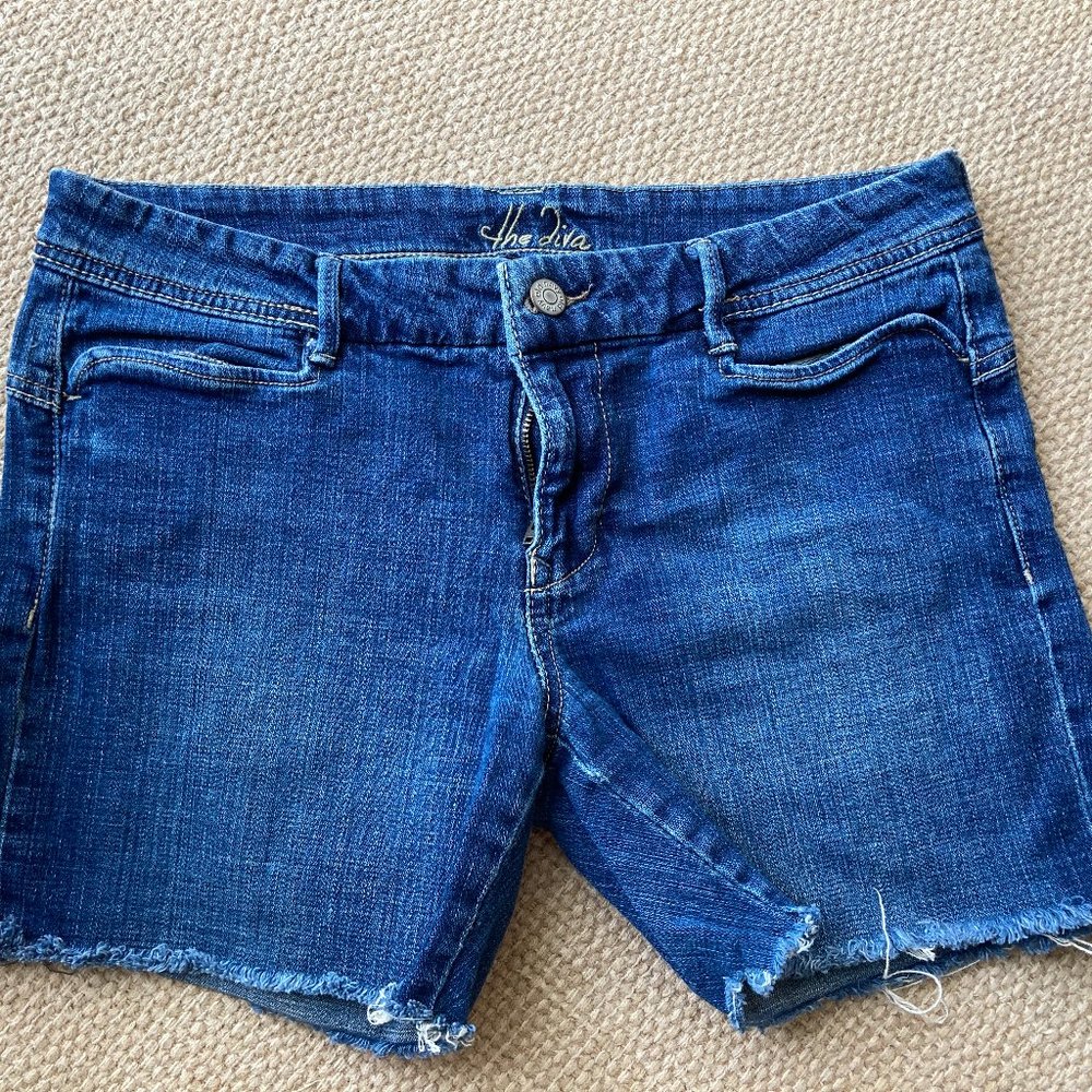 Old Navy The Diva Frayed Denim Shorts 6